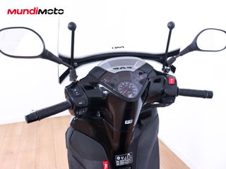 HONDA SCOOPY SH 300I TOP BOX