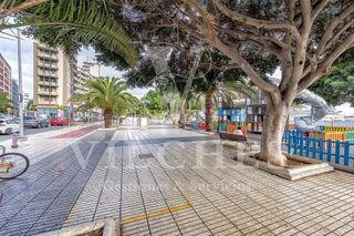 Piso en venta en Santa Catalina - Canteras en Palmas de Gran Canaria(Las)