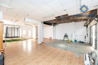Local comercial en venta en Las Tres Cruces en Armilla