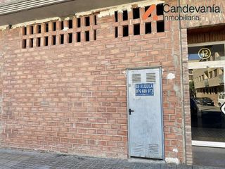 Local comercial en alquiler en Zuera