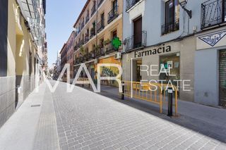 Local comercial en alquiler en Universidad - Malasaña en Madrid