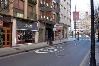Local comercial en alquiler en Centro en Gijón