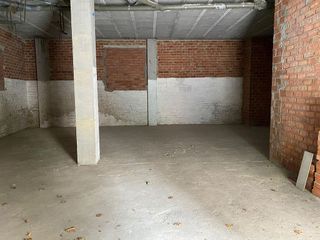 Local comercial en alquiler en La Ería - Masip en Oviedo