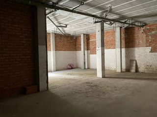 Local comercial en alquiler en La Ería - Masip en Oviedo