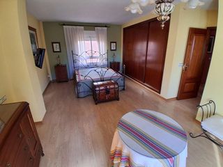 Casa adosada en venta en Santa Cruz - Industria - Polígono Campollano en Albacete