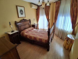 Casa adosada en venta en Santa Cruz - Industria - Polígono Campollano en Albacete