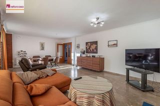 Chalet en venta en Crta. De la Sierra en Granada