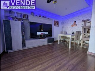 Casa adosada en venta en Sax