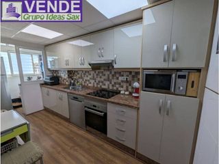 Casa adosada en venta en Sax