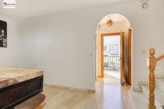 Casa adosada en venta en Ogíjares