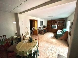 Casa adosada en venta en Orihuela ciudad en Orihuela
