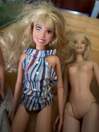 Lote de 7 muñecas Barbie