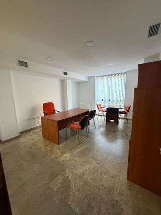 Oficina en venta en Centro - El Pilar en Ciudad Real