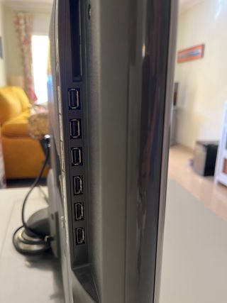 Televisor LG Smart LED 32 Plata/Negro