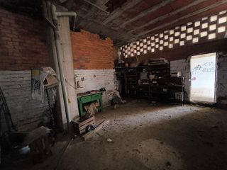 Local comercial en venta en El Ejido - Santa Ana en León