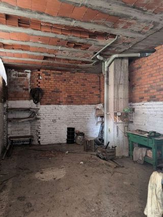 Local comercial en venta en El Ejido - Santa Ana en León