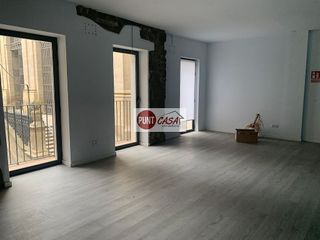 Local comercial en alquiler en Centre Històric - Rambla Ferran - Estació en Lleida