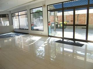 Local comercial en venta en Olot