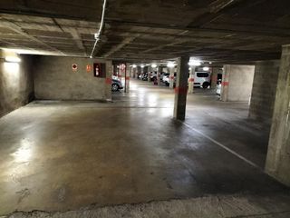 Garaje en venta en Eixample Sud – Migdia en Girona