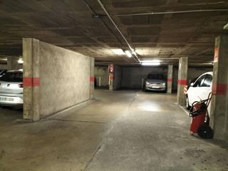 Garaje en venta en Eixample Sud – Migdia en Girona