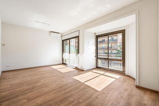 Piso en alquiler en La Salut en Barcelona