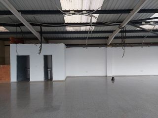 Nave industrial en alquiler en Poligono Mas del Jutge en Torrent