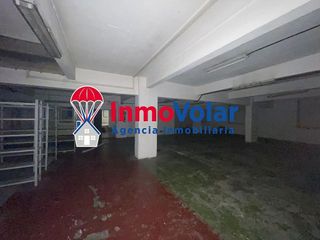 Local comercial en alquiler en Calvario - Santa Rita en Vigo