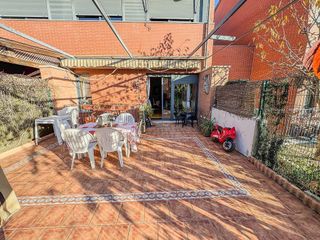 Casa adosada en venta en Los Olivos - Los Ángeles - Perales del río en Getafe