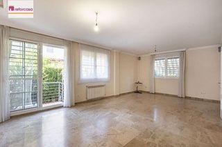 Casa pareada en venta en San Miguel en Armilla