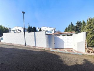 Chalet en venta en Las Mercedes - El Cármen en Puertollano