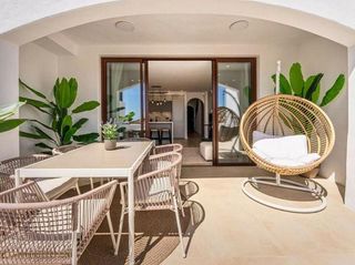 Casa adosada en venta en Benahavís