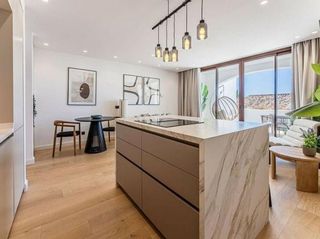 Casa adosada en venta en Benahavís