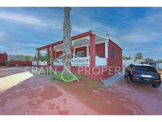 Chalet en venta en Monserrat