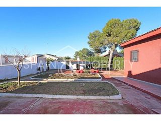 Chalet en venta en Monserrat