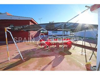 Chalet en venta en Monserrat