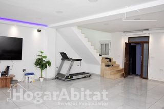 Chalet en venta en Zona Polígono en Alzira