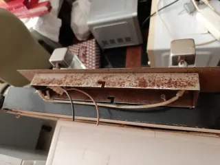 Applique da parete in metallo e cristallo