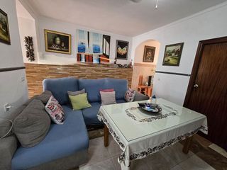 Casa adosada en venta en Morón de la Frontera