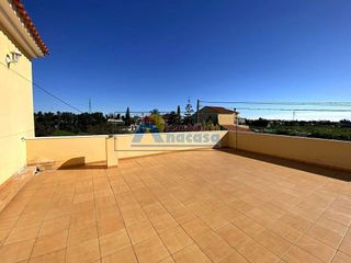 Chalet en venta en Oliva Playa en Oliva