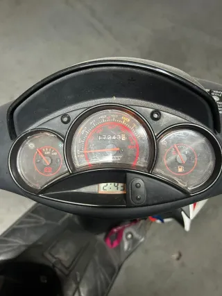 Moto Keeway ACT EVO 49cc Scooter Automática