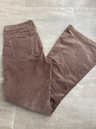 Pantalón de pana Hollister acampanado