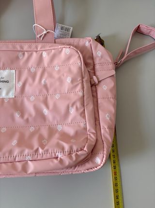 Bolso de viaje rosa estampado
