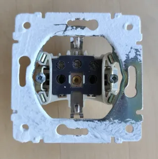 Enchufes e interruptores Legrand