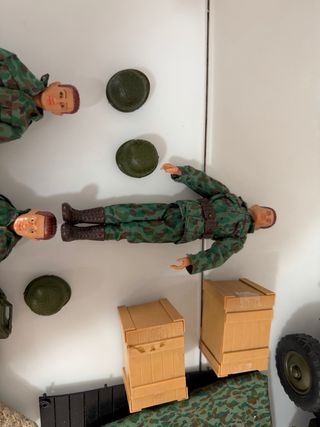 Lote Madelman Misión campaña muñecos jeep y acceso