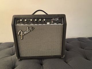 Guitarra Yamaha Pacifica + Amplificador Fender