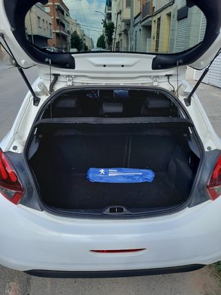 Peugeot 208 Blanco 1.2 Gasolina Etiqueta C - 5P