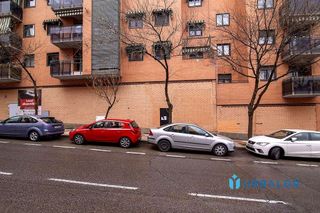 Local comercial en venta en Valderas - Los Castillos en Alcorcón