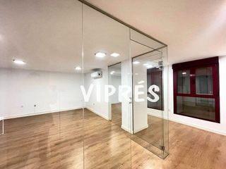 Oficina en venta en Centro en Cáceres