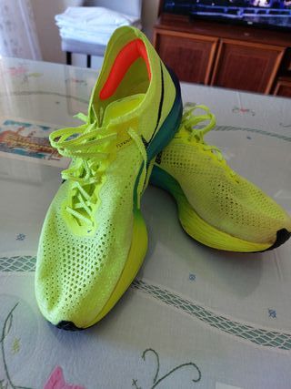 Nike vaporfly 3 hombre talla 44