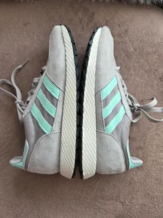 Zapatillas Adidas Forest Grove Talla 38.5